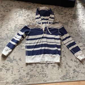 American Eagle Beachy Pullover Hoodie